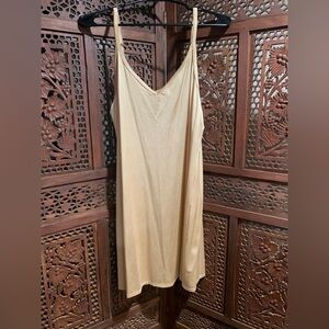 VANITY FAIR TAN SLIP